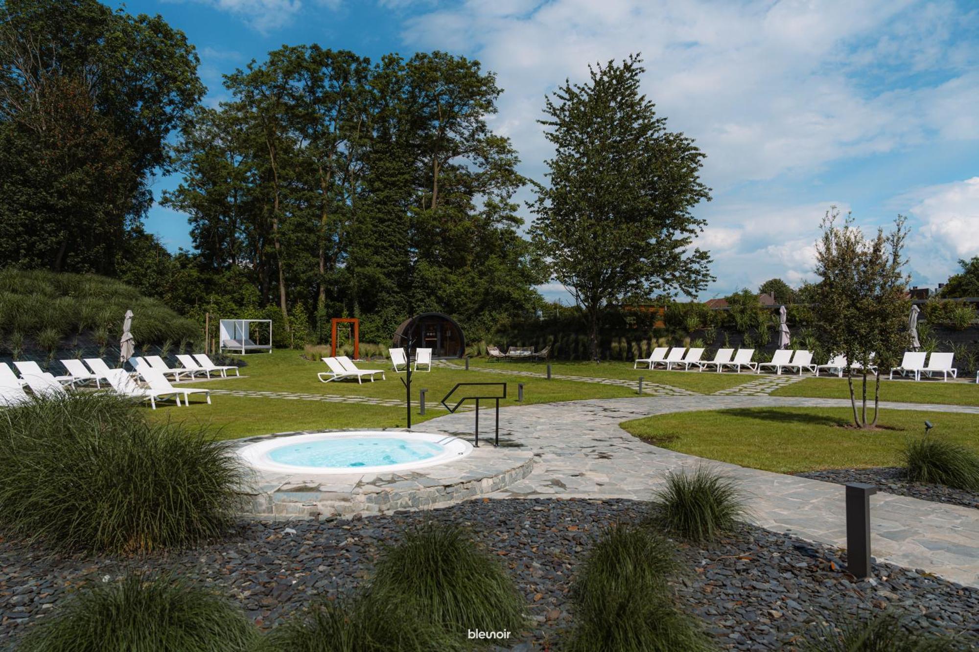Domaine Des Thermes Awans Extérieur photo